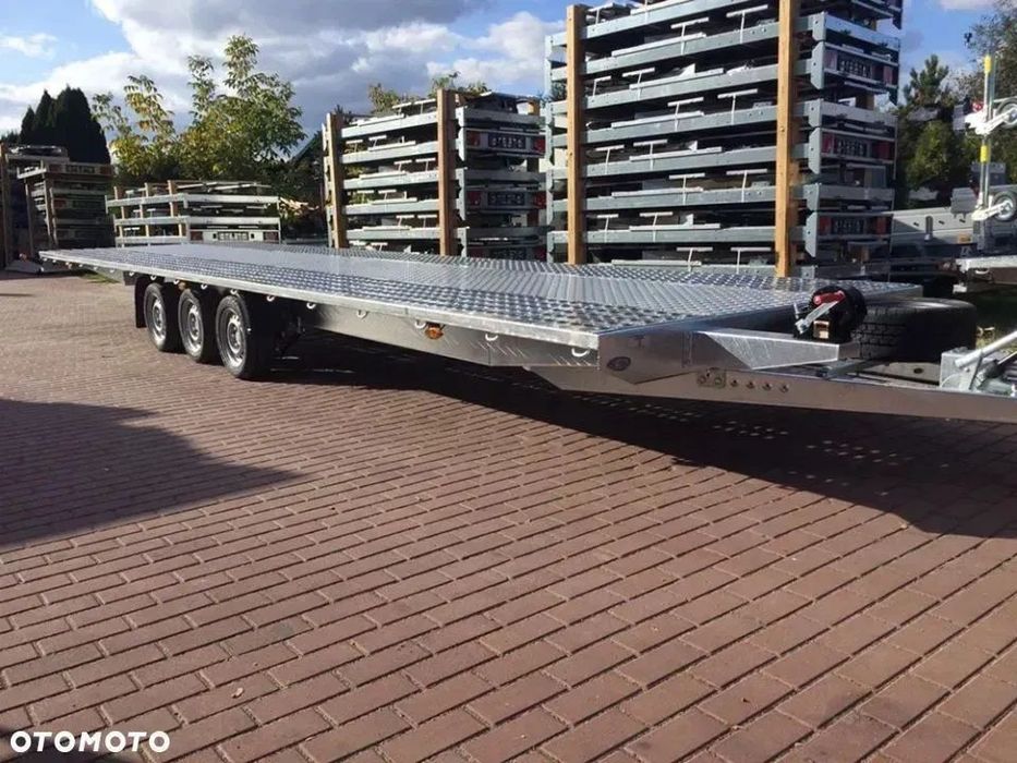 Niewiadow Remorca/Platforma Transport auto 3 axe 8.5m 3500kg Remorca 8.5m/2.1m/3 axe/3500kg/troliu/podea cu tabla de aluminiu