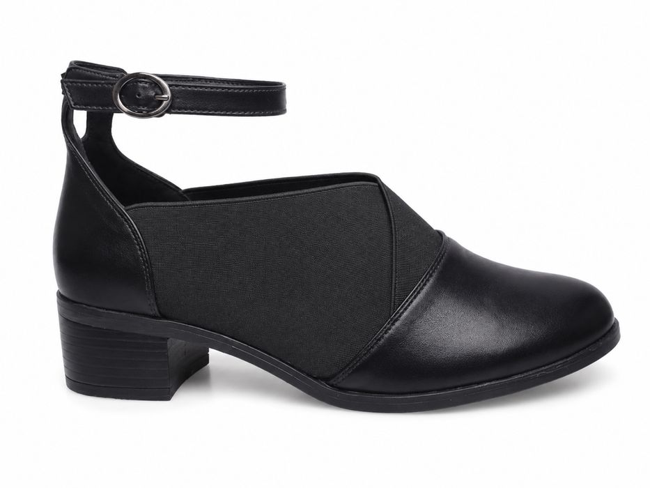 Новые. Стильные туфли.