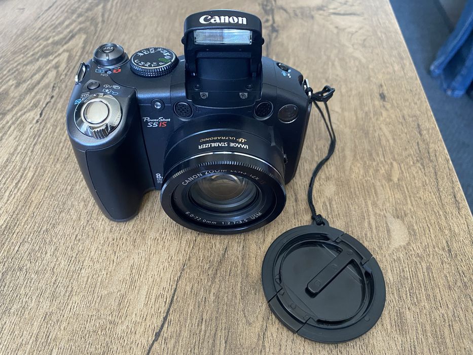 Aparat foto digital Canon PowerShot S5 IS