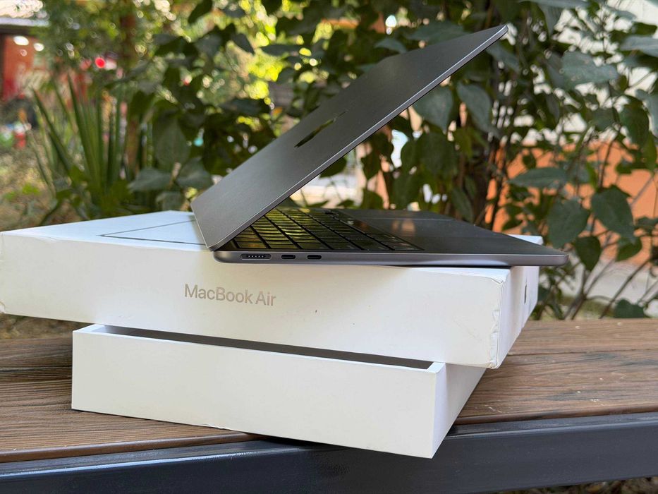 MacBook Air M2 Apple