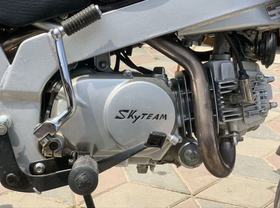 Vand  motocicleta 125cc 4 trepte sau schimb  cu kukirin g2 master2x2