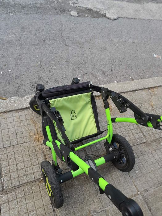 Бебешка количка Tutek