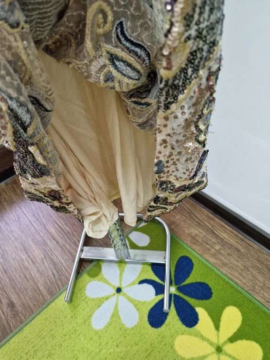 Rochie de ocazie Zara Limited edition M/L, paiete, perluțe,  nuntă, cl