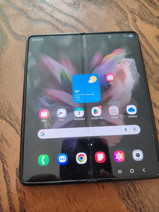 Samsung galaxy Z fold 3 5G madel