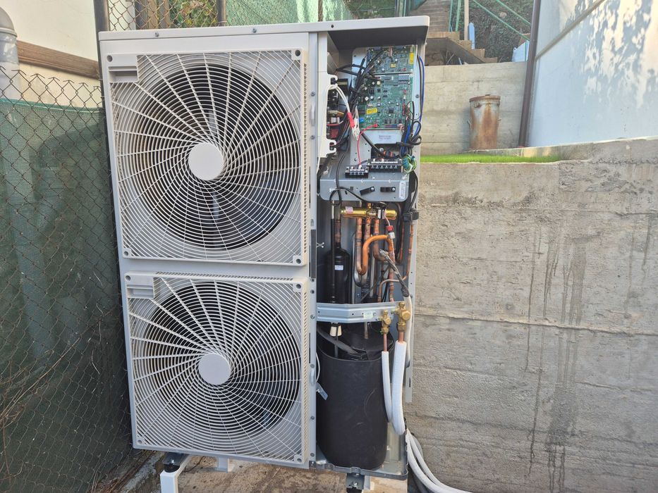 Продажба и монтаж на термопомпи, пелетни котли, соларни панели