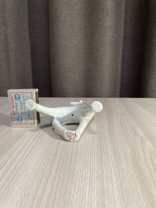 Форфоровые статуэтки