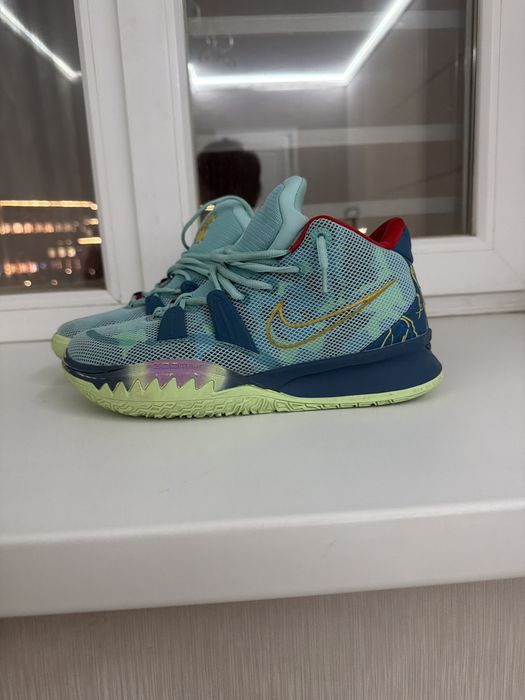 Кросовкий  NIKE KYRIE 7 цвет голубой