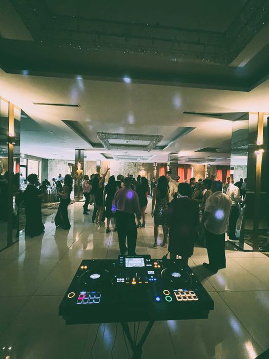 DJ evenimente - nunta, botez, teambuilding