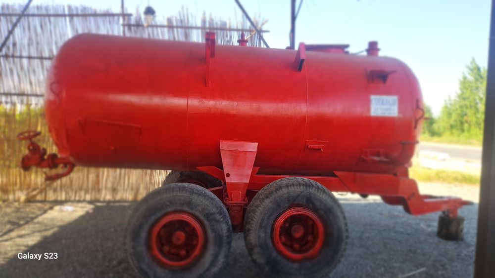 12 тоннали ёмкс бочка сотилади