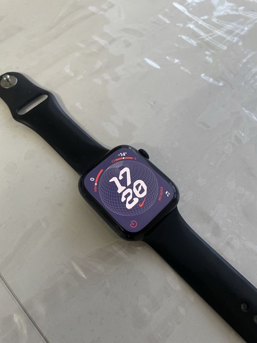 Apple Watch 7 45mm Nike