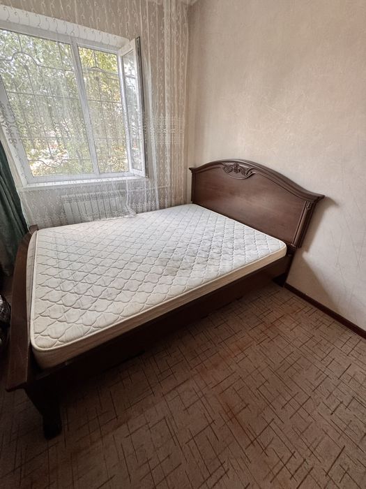 Срочно продается спальный гарнитур