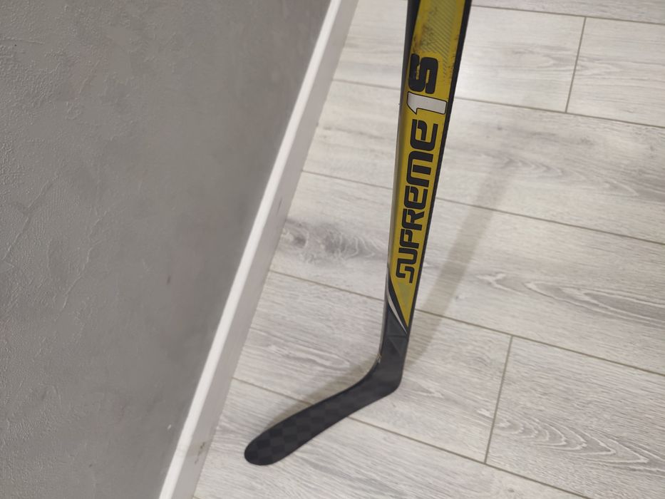 Клюшка bauer правый хват!