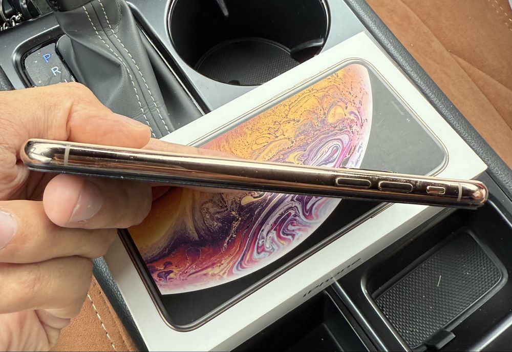 Apple Iphone xs64g