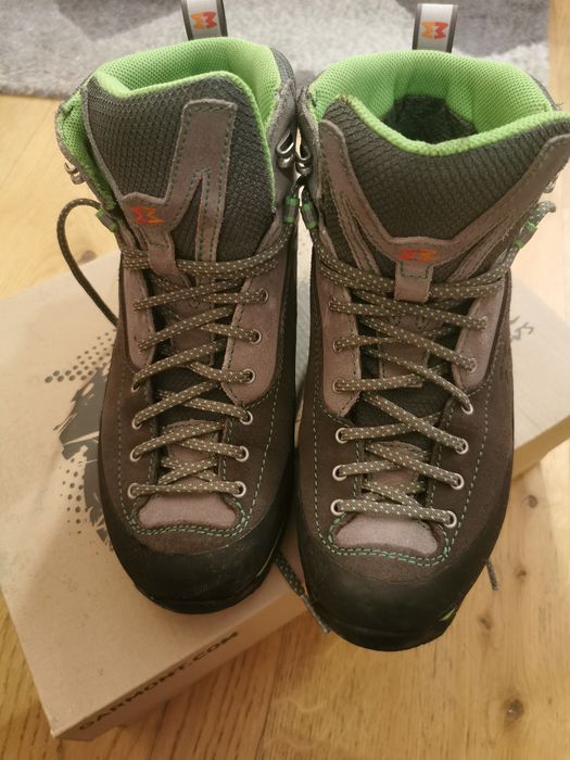 Дамски туристически обувки Garmont Vetta 39 номер