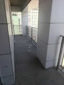 Яккасарай ул Глинки центр города  84.39м2;