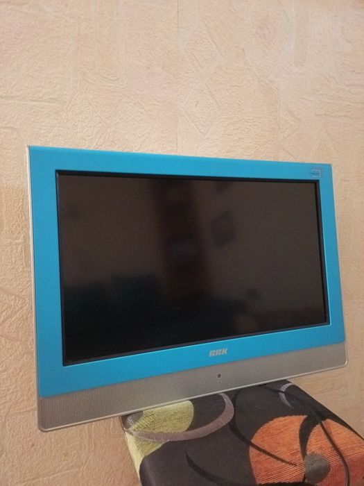 Продам телевизор