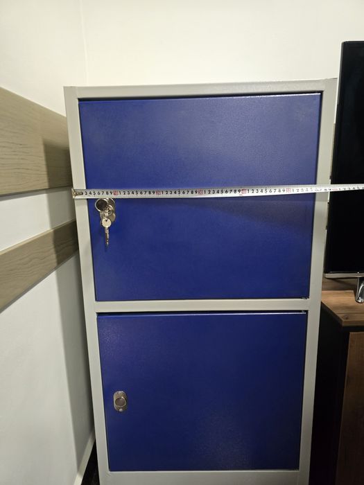 Сейф металлический