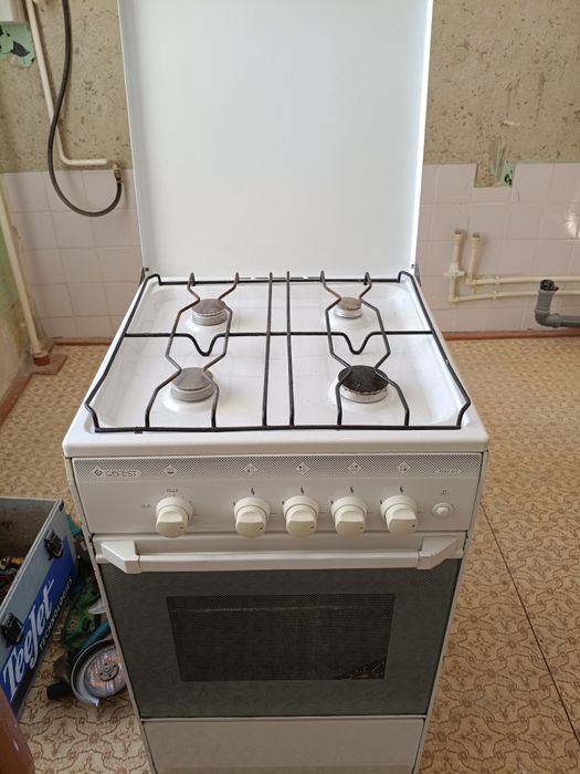 Продам газплита Gefest