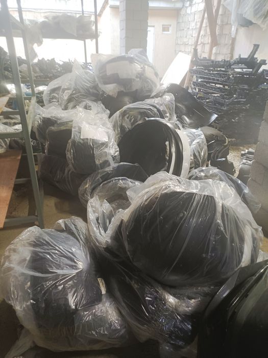 Оригинал запчасть подкрыльник