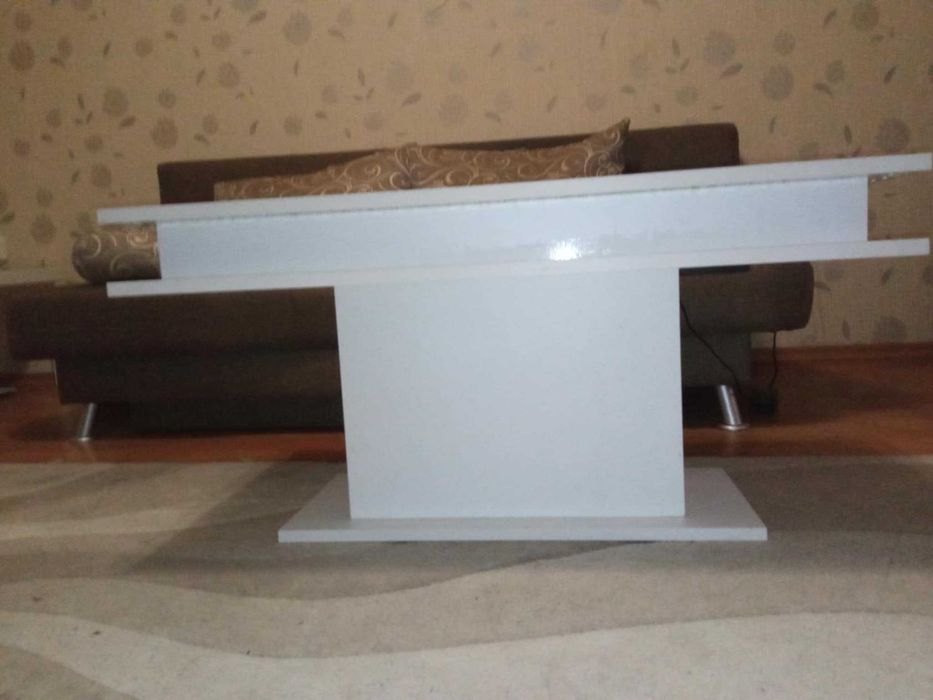 Холна маса Аурора с включено RGB LED осветление (ПРОМО ЦЕНА)