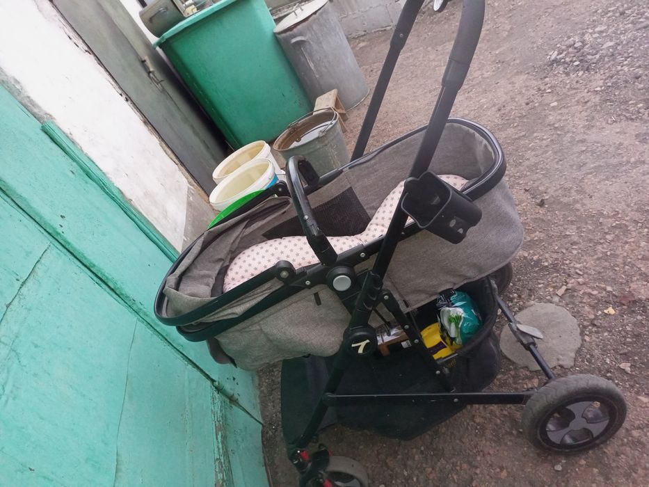 Коляска детская  13000