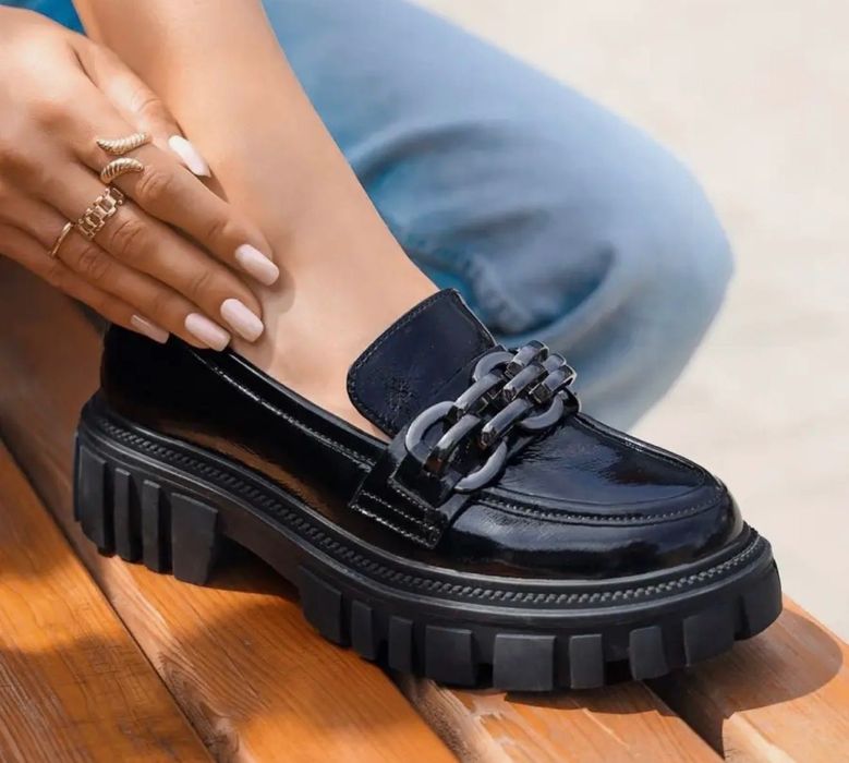 Продам новые лоферы из натуральной кожи