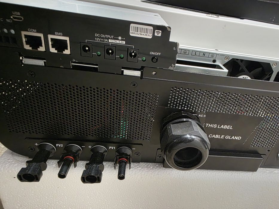 Хибриден инвертор Voltronic Axpert Max II 10kW