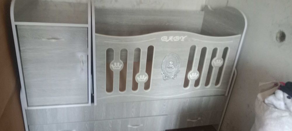 Продается детская кроватка,