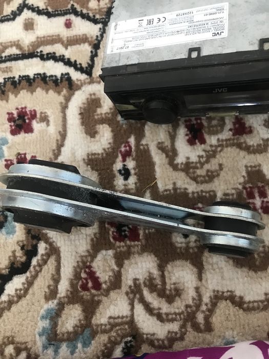 Продается гитара на приору