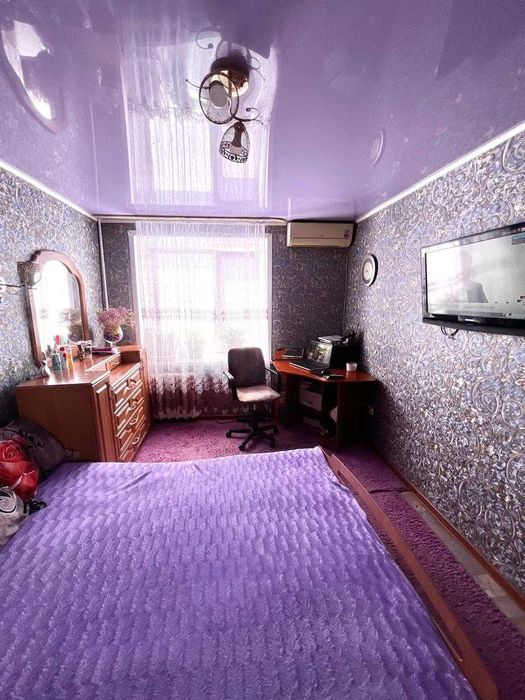 Продаётся 3 комн квартира