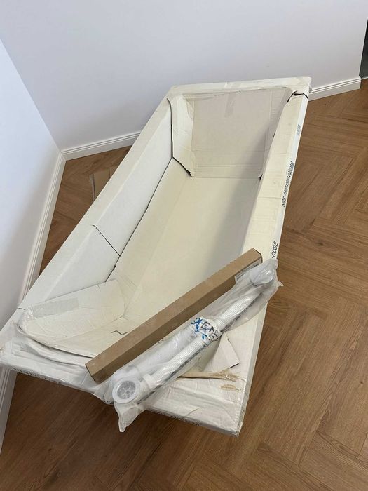 Cada baie 180x80 alba cu masca frontala si set scurgere