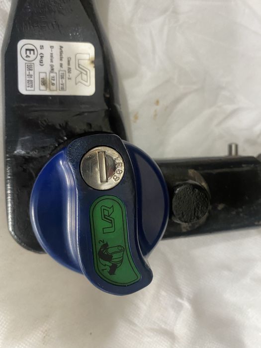 Продавам теглич Aydi Q7