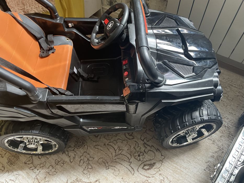 Продам 2 электромобиля