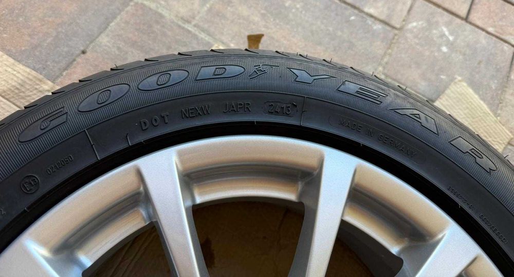 Roti complete import Germania: jante orginale BMW Style 390, ca si noi Seria 1 3 4 F20 F30 F31 F32 F33 + 205 60 16 VARA Goodyear Runflat