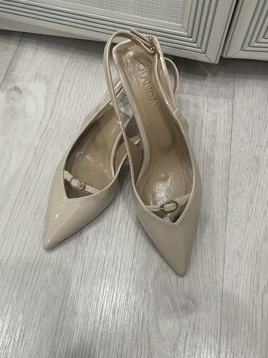 Продам новые туфли размер 37