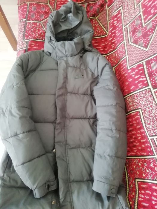 Продам зимнюю куртку