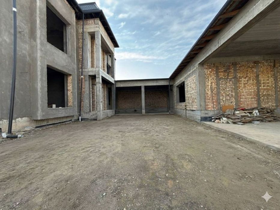 Срочно Срочно Продаётся Евро Коробка Амир Темур Махалля