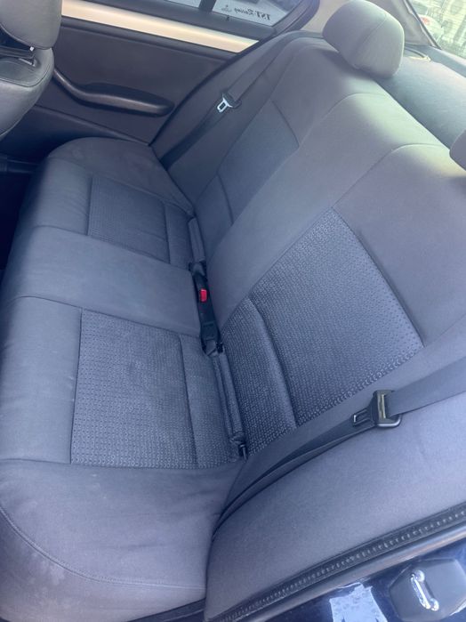 Седалки за BMW E46 седан