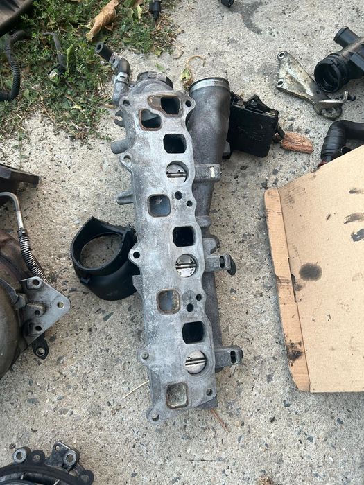 Motor Mercedes plus piesele de langa toate 5000 lei