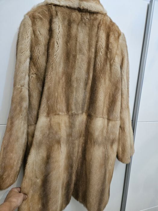 Haina lunga  din vizon culoare crem
