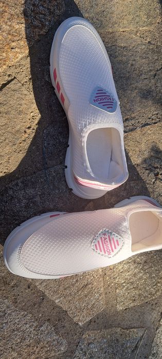 Маратонки номер 36