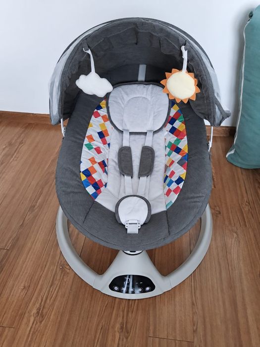 Balansoar electric cu bluetooth ,Port bebe