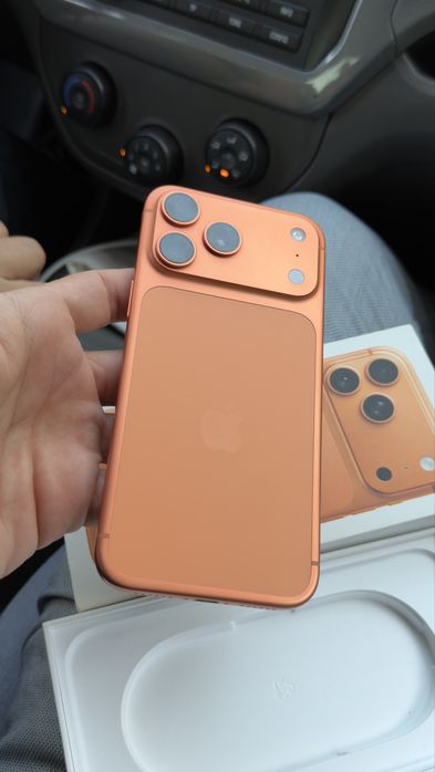 iPhone 17 Pro Max Orange 256GB 93%