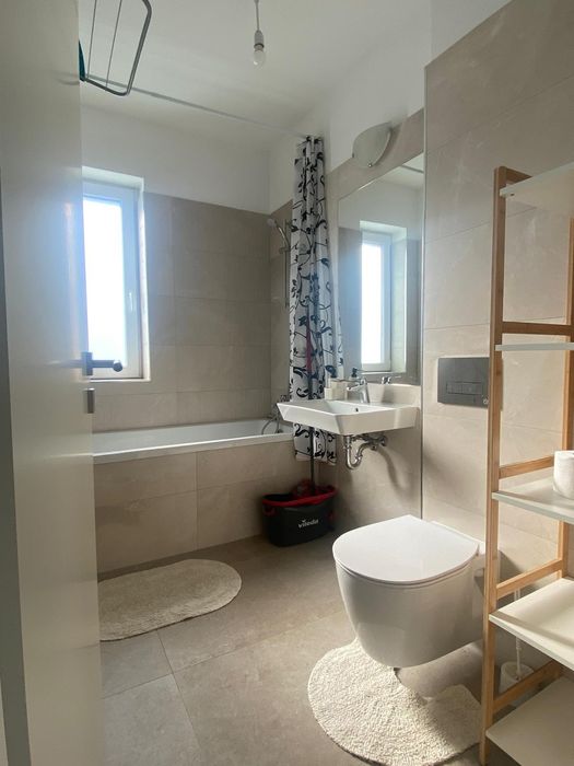 Apartament de închiriat
