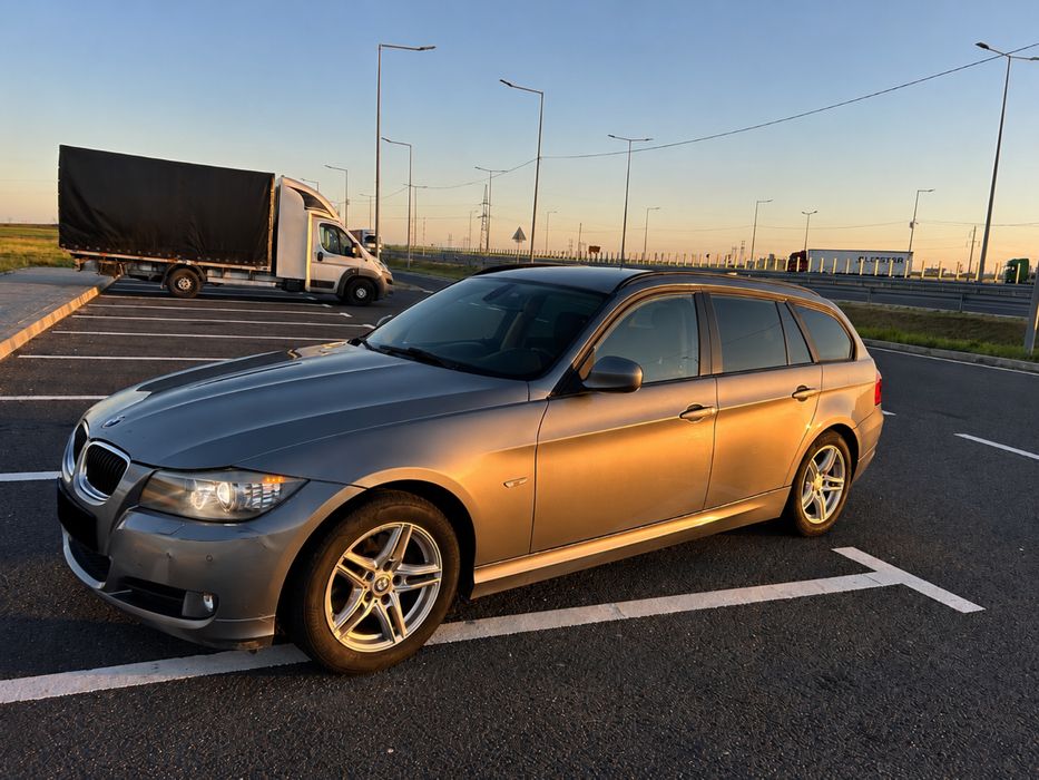 BMW E91 318d Automat 2010