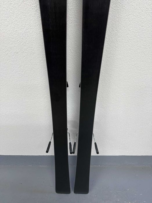 schi head real joy L158cm