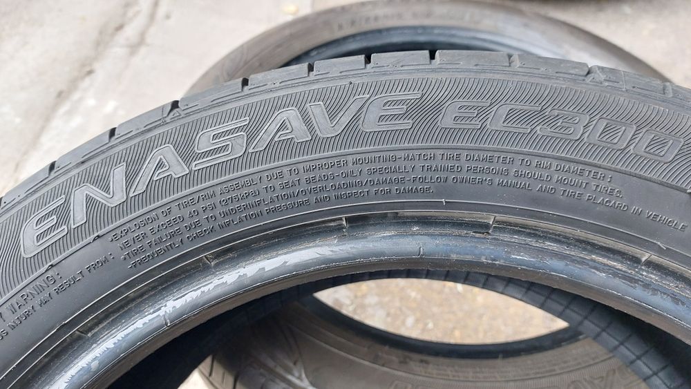 Летни гуми 215/50/17 Dunlop Enasave 2 броя