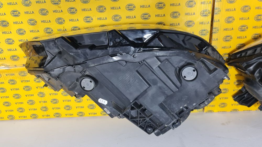 Set far faruri complet VW Passat B8 halogen