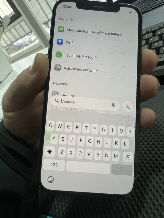 Display iPhone 12 / 12 Pro Original - Fisurat LCD Sticla Ecran