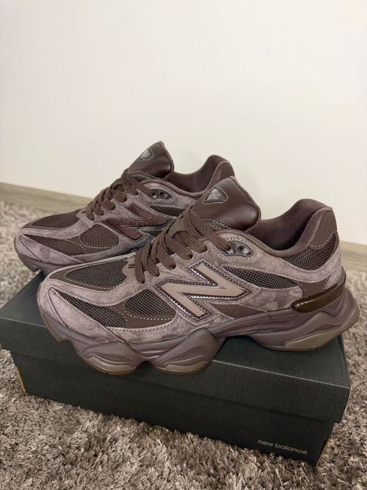 New Balance 9060 maro